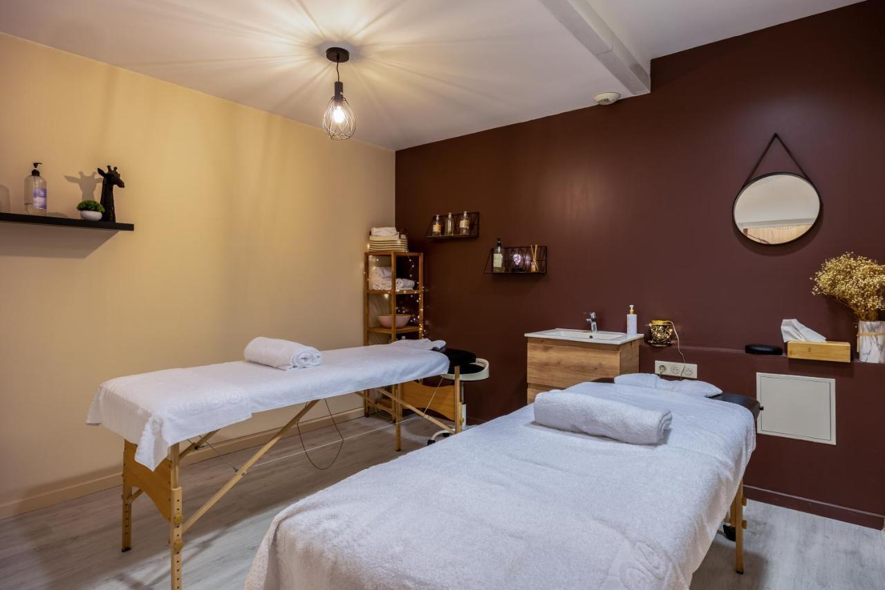 Hotel Et Spa Du Chateau Lagord Luaran gambar