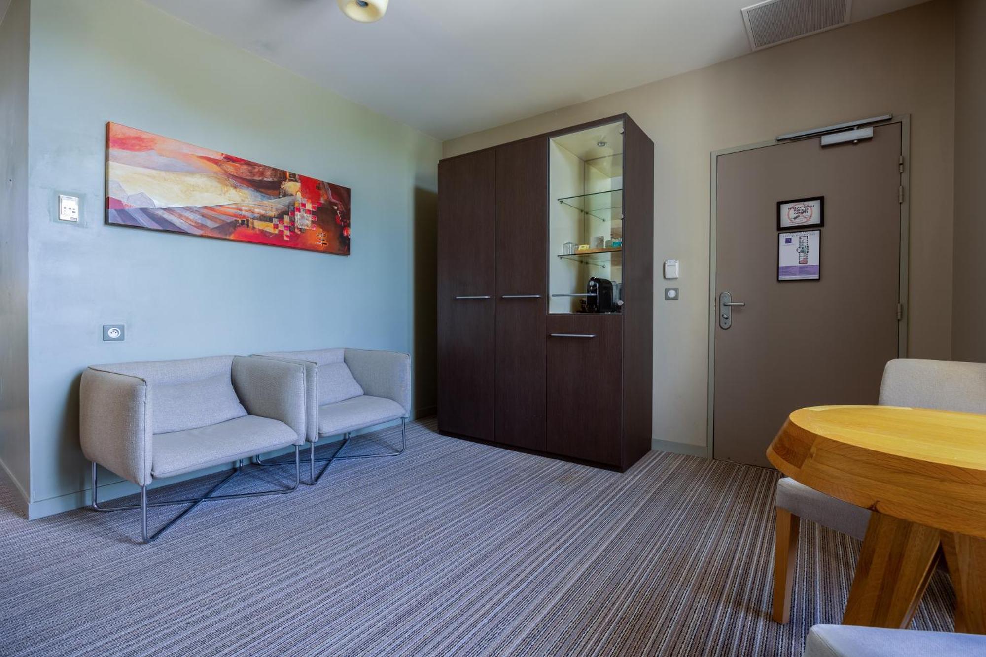 Hotel Et Spa Du Chateau Lagord Bilik gambar
